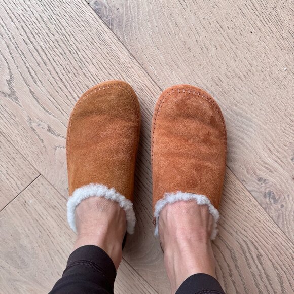 Jenni Kayne Tan Suede Shearling Mules - Picture 2 of 6